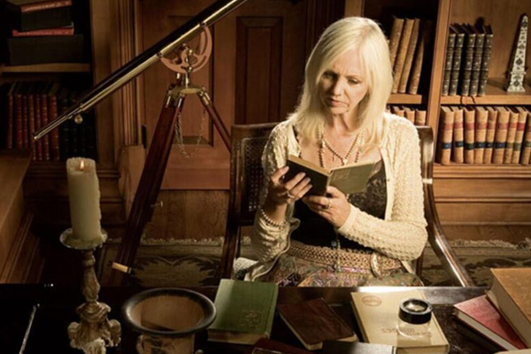 عکس راندا برن خالق مجموعه کتاب های راز