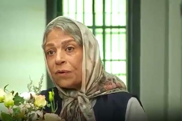 گوهر خیراندیش از بازیگران سریال ازازیل در نقش مهین