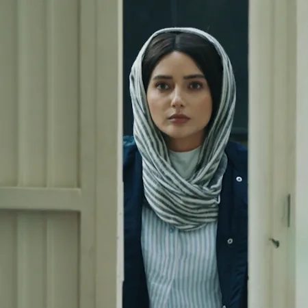 نورا محقق بازیگر نقش آوا در سریال شغال