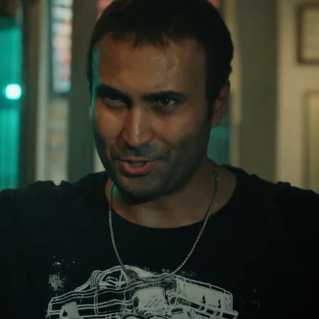 شهروز دل افکار بازیگر نقش عطا در سریال شغال